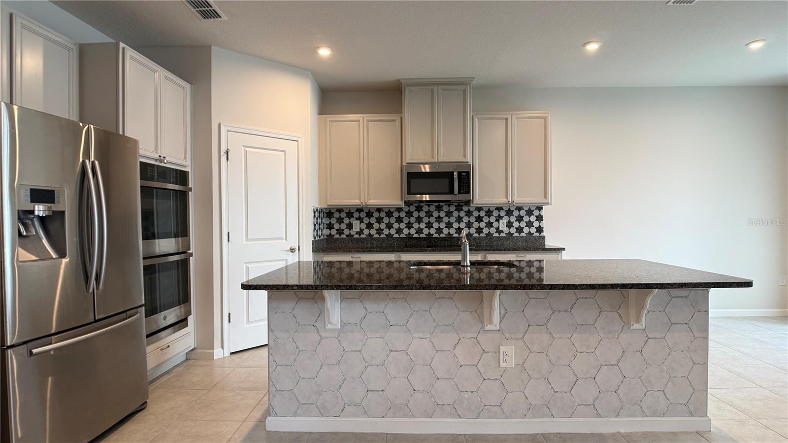 648 BLOOM TER, DAVENPORT, FL, 33837