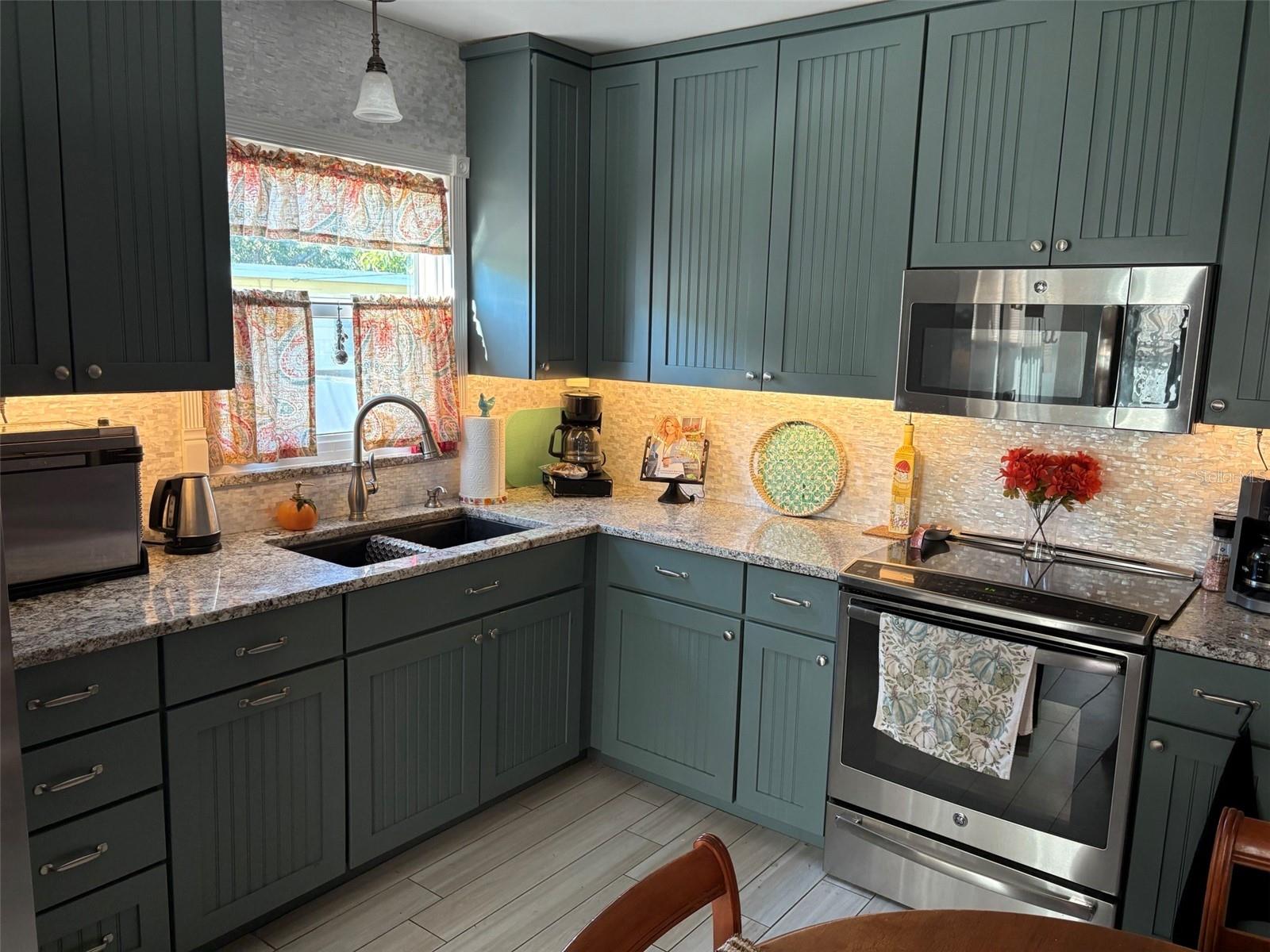 1331 S ALLENDALE AVE, SARASOTA, FL, 34239