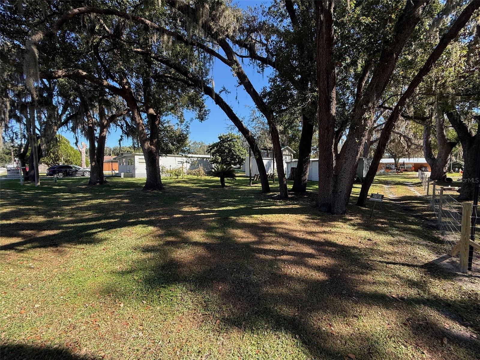5102 HILL DR, ZEPHYRHILLS, FL, 33542