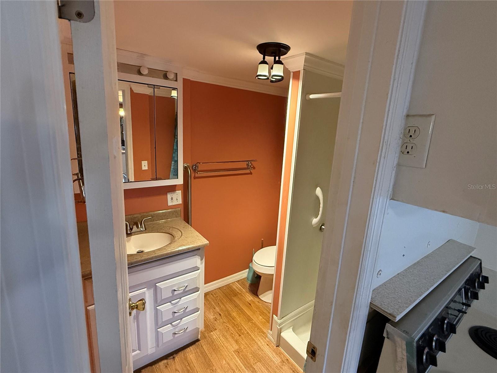 5102 HILL DR, ZEPHYRHILLS, FL, 33542