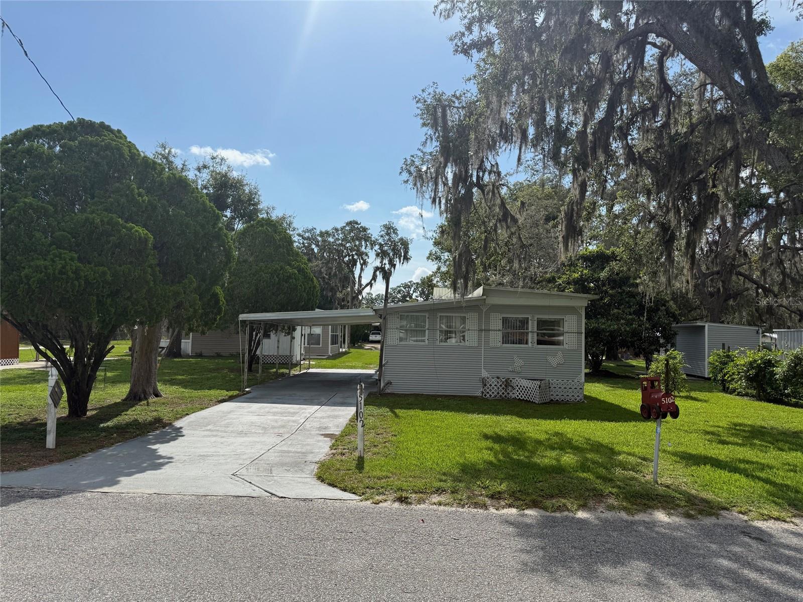 5102 HILL DR, ZEPHYRHILLS, FL, 33542