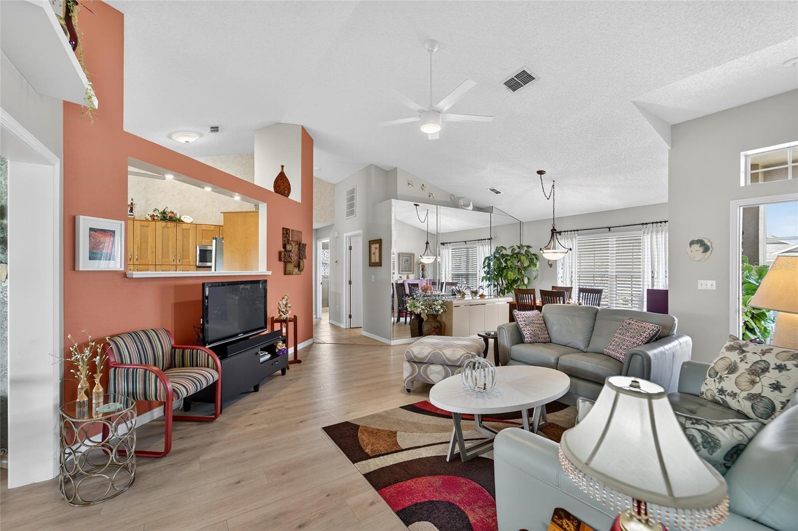 326 CALOOSA PALMS CT, SUN CITY CENTER, FL, 33573