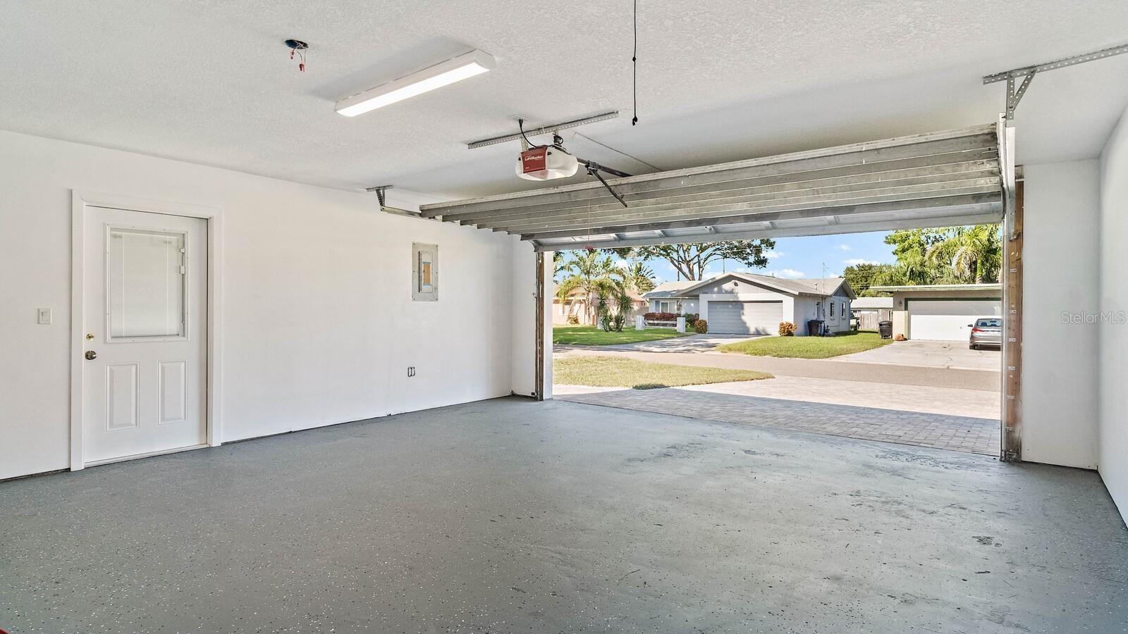 2318 39TH AVE N, ST PETERSBURG, FL, 33714