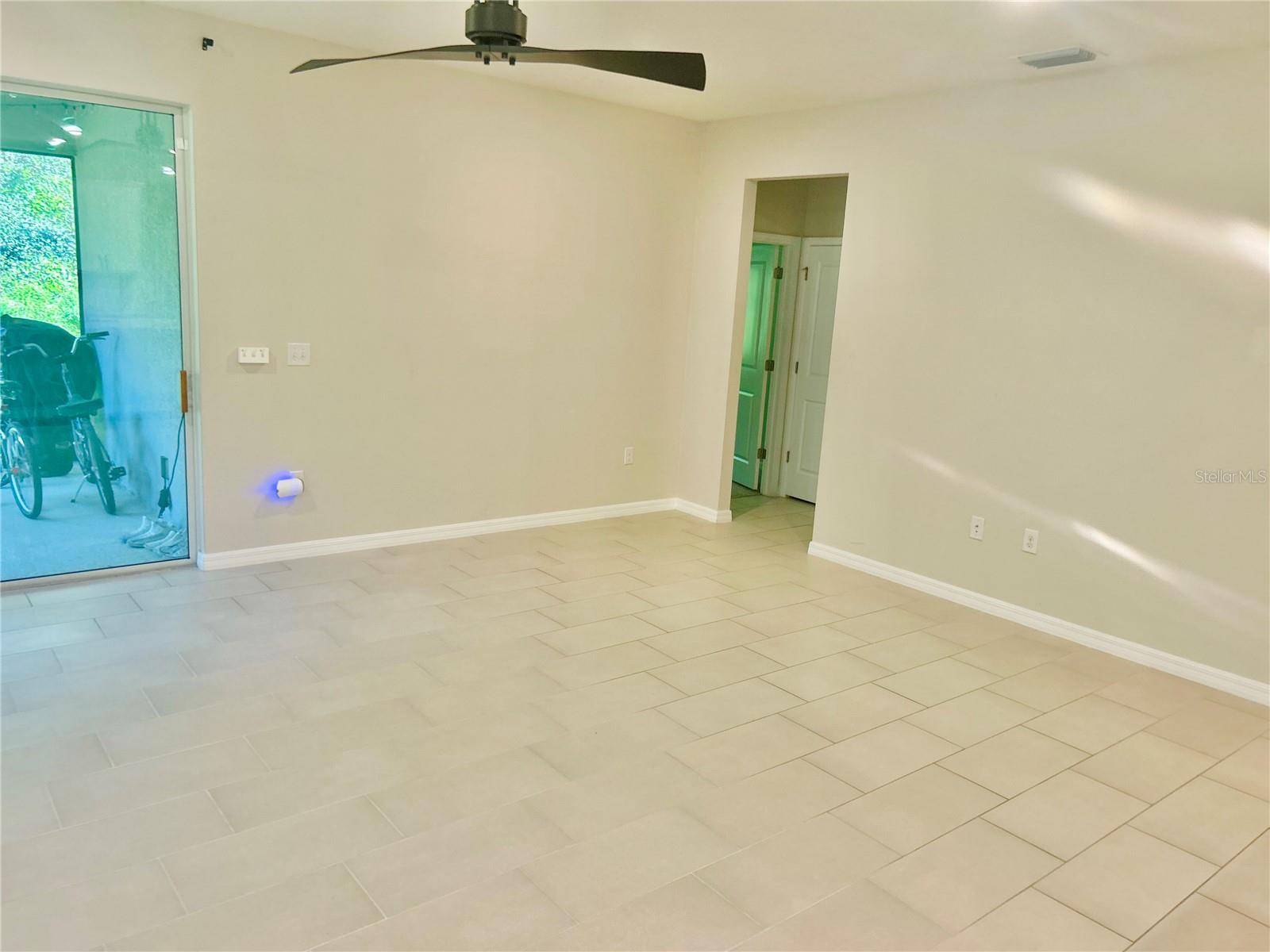 32959 SAND CREEK DR, WESLEY CHAPEL, FL, 33543