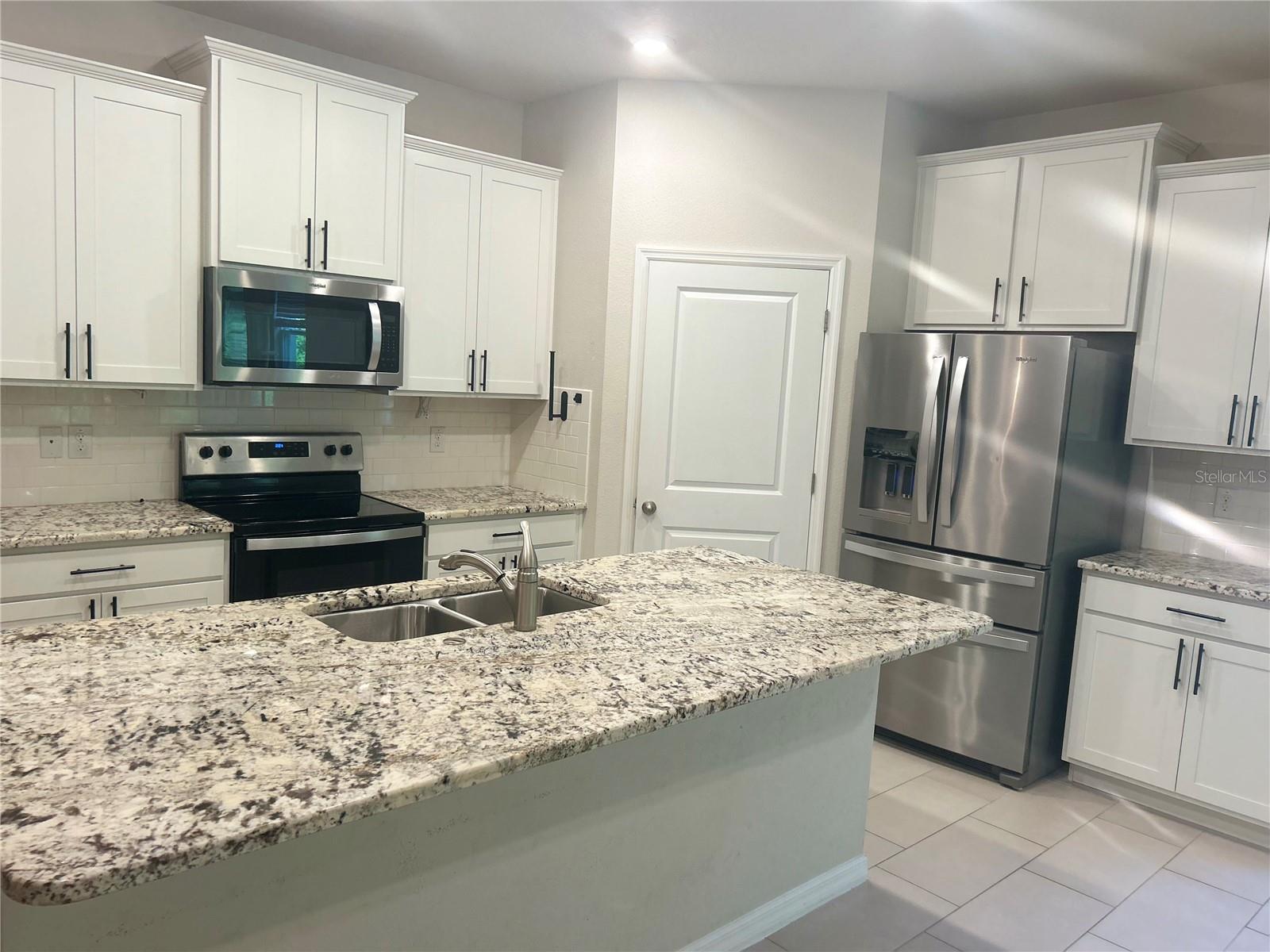 32959 SAND CREEK DR, WESLEY CHAPEL, FL, 33543