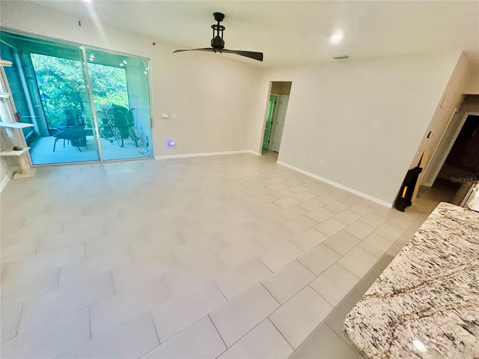 32959 SAND CREEK DR, WESLEY CHAPEL, FL, 33543