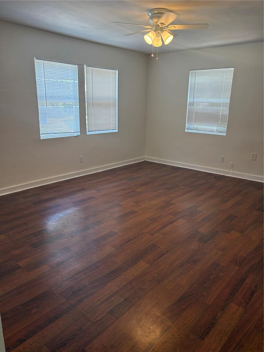 2300 17TH AVE S, ST PETERSBURG, FL, 33712