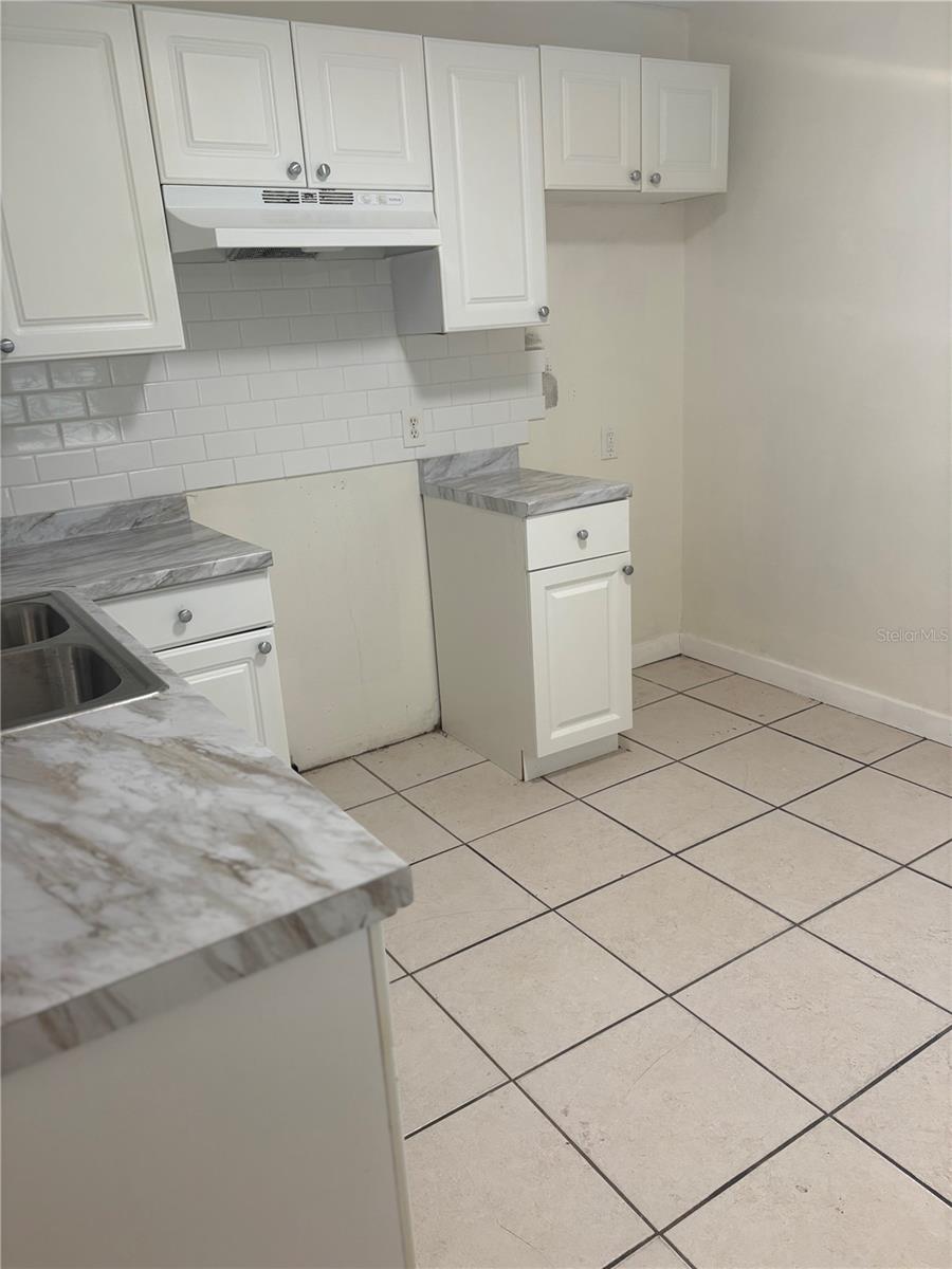 2300 17TH AVE S, ST PETERSBURG, FL, 33712