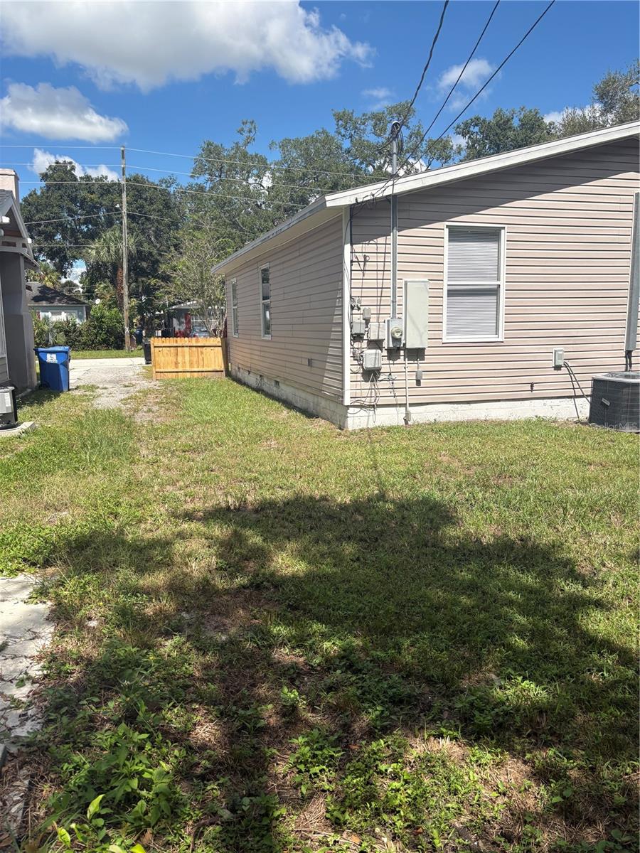 2300 17TH AVE S, ST PETERSBURG, FL, 33712