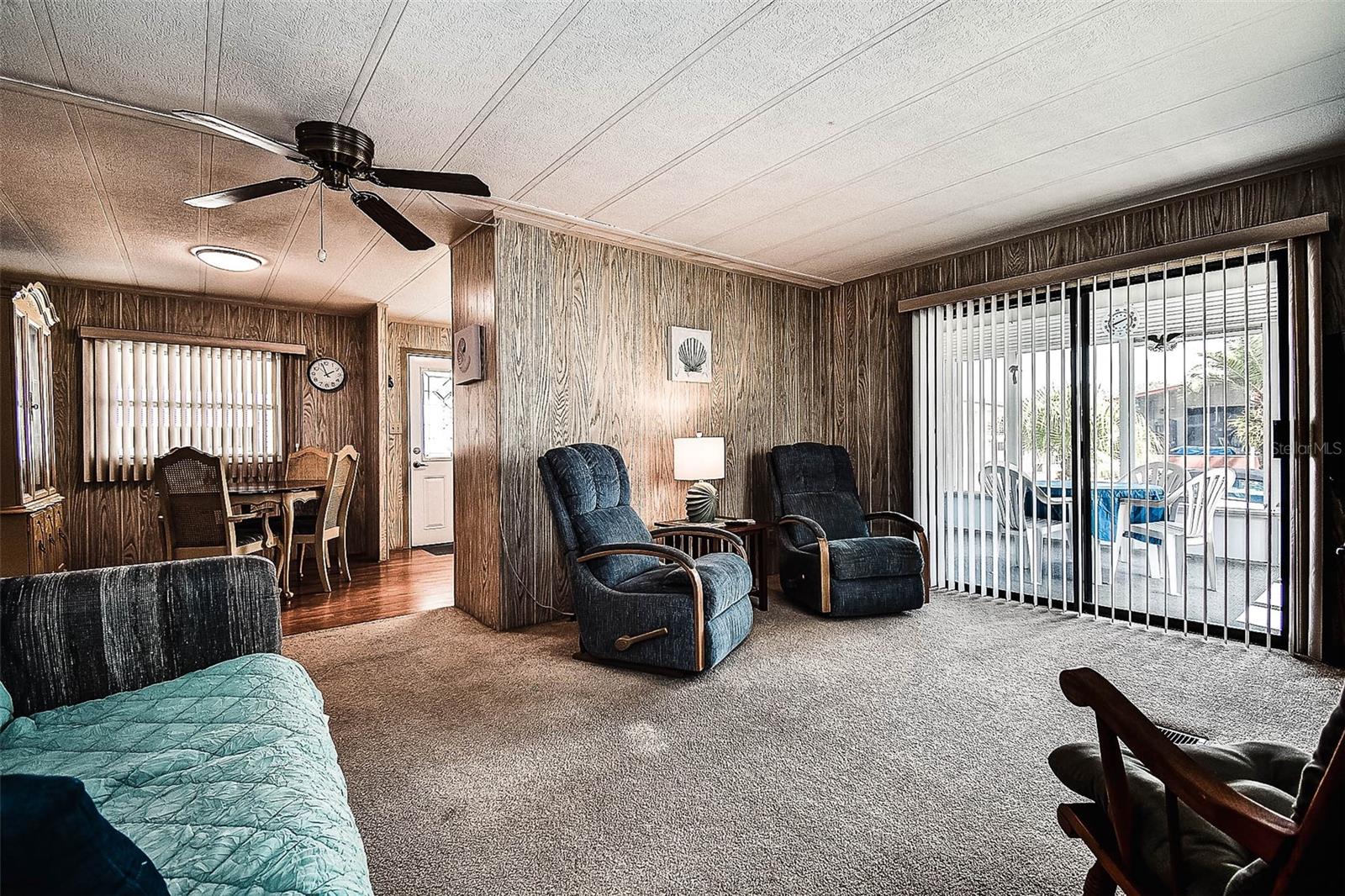 TB8436761 Property Photo