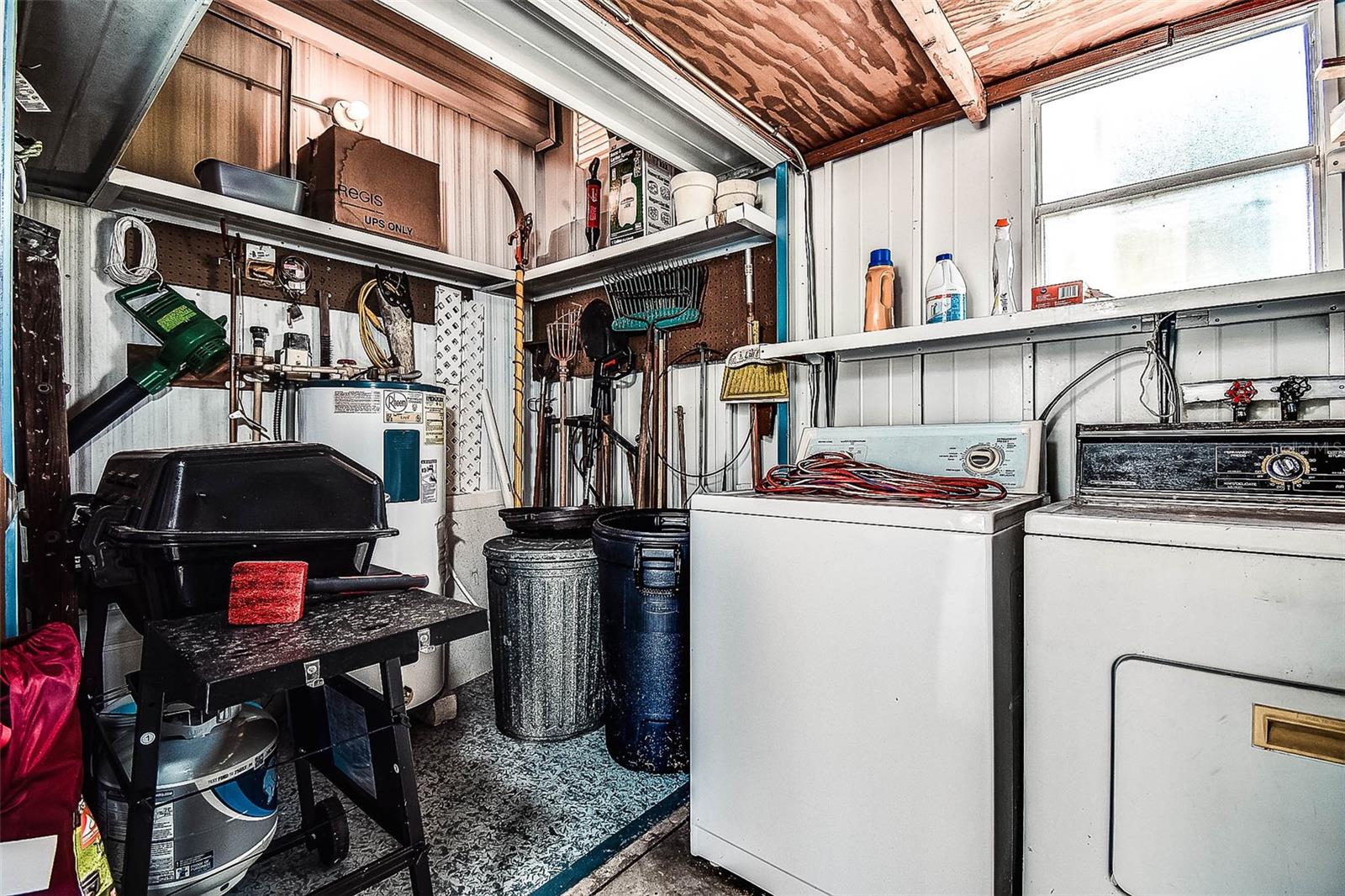 TB8436761 Property Photo