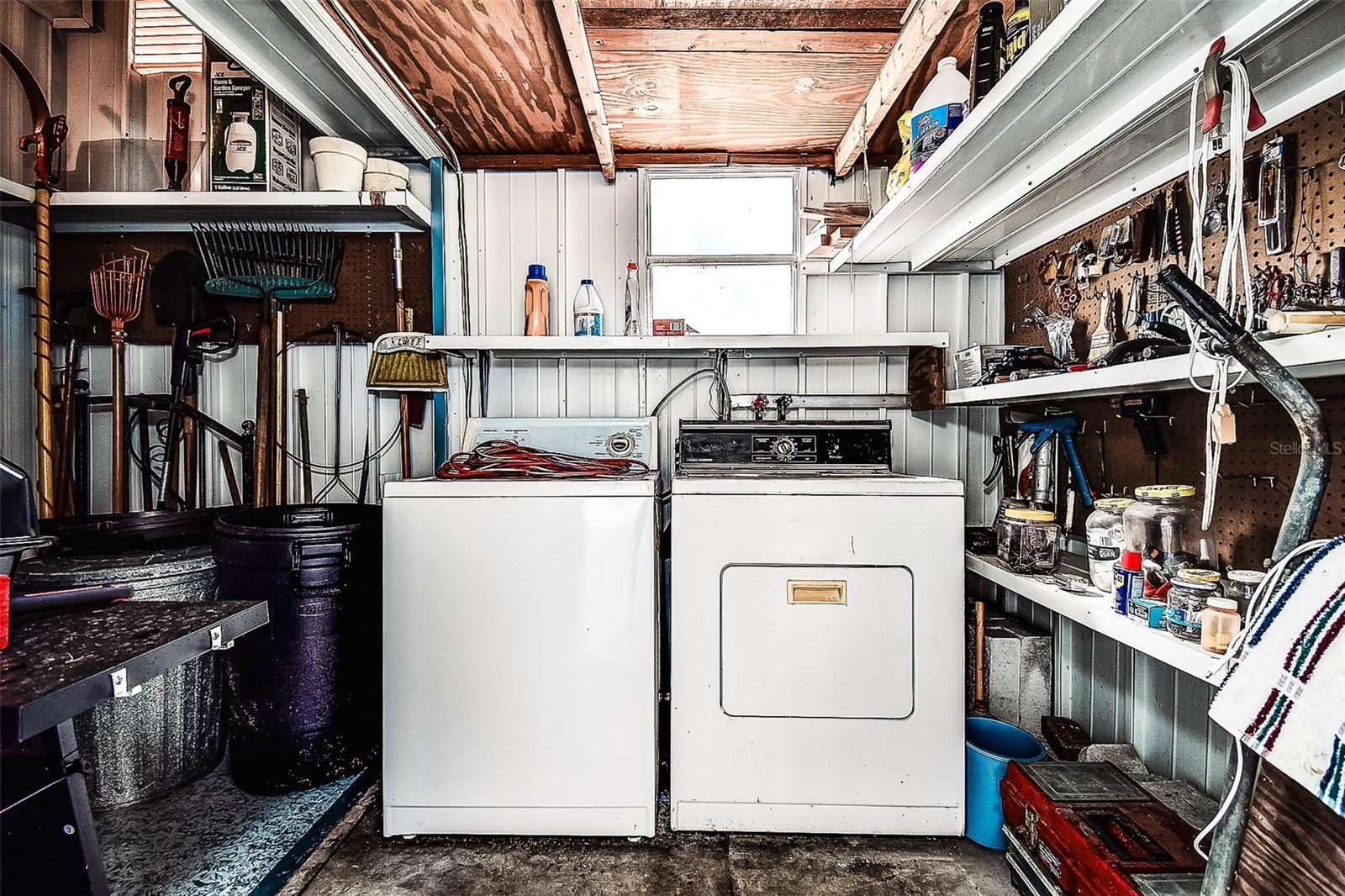 TB8436761 Property Photo