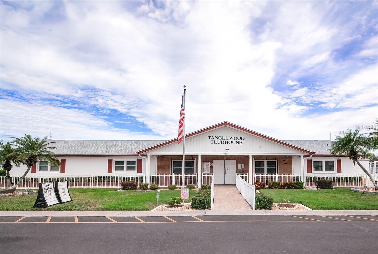 TB8436761 Property Photo