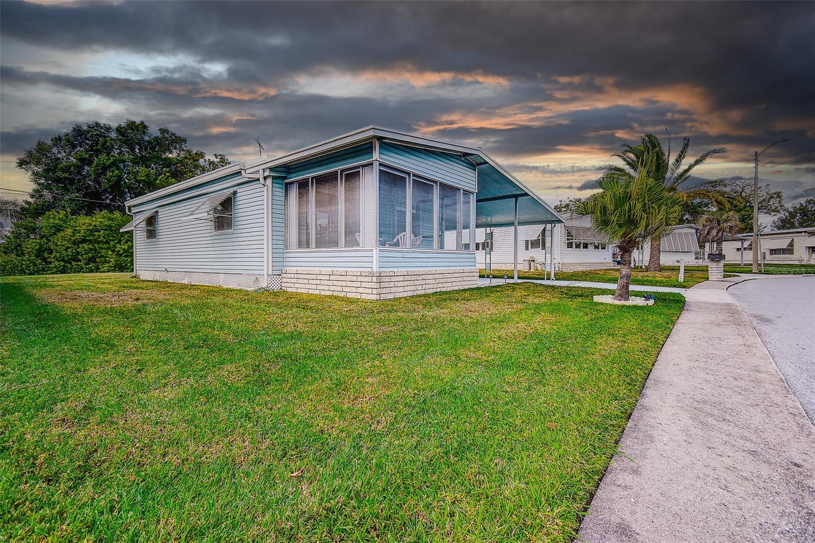 TB8436761 Property Photo