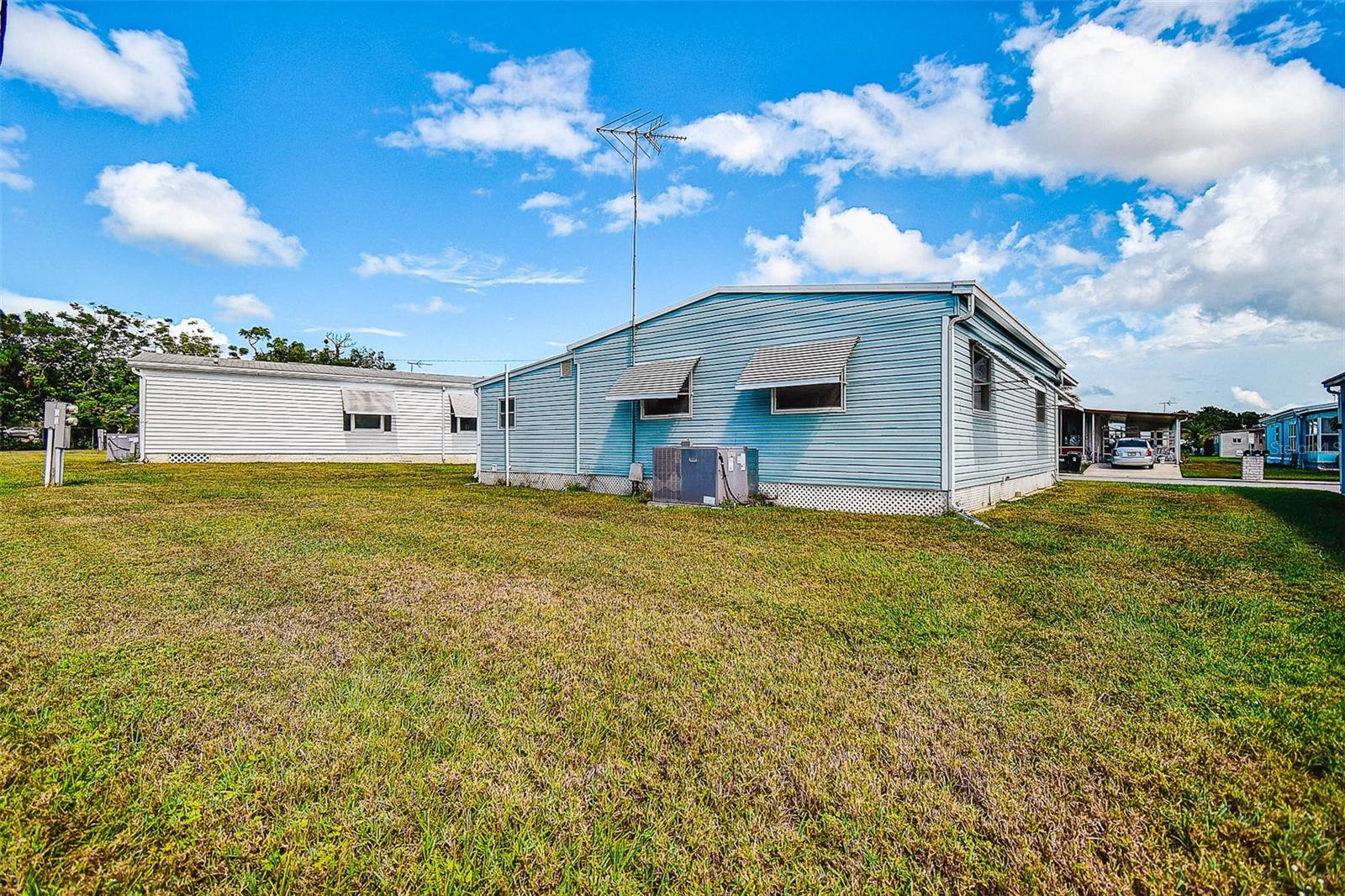 TB8436761 Property Photo