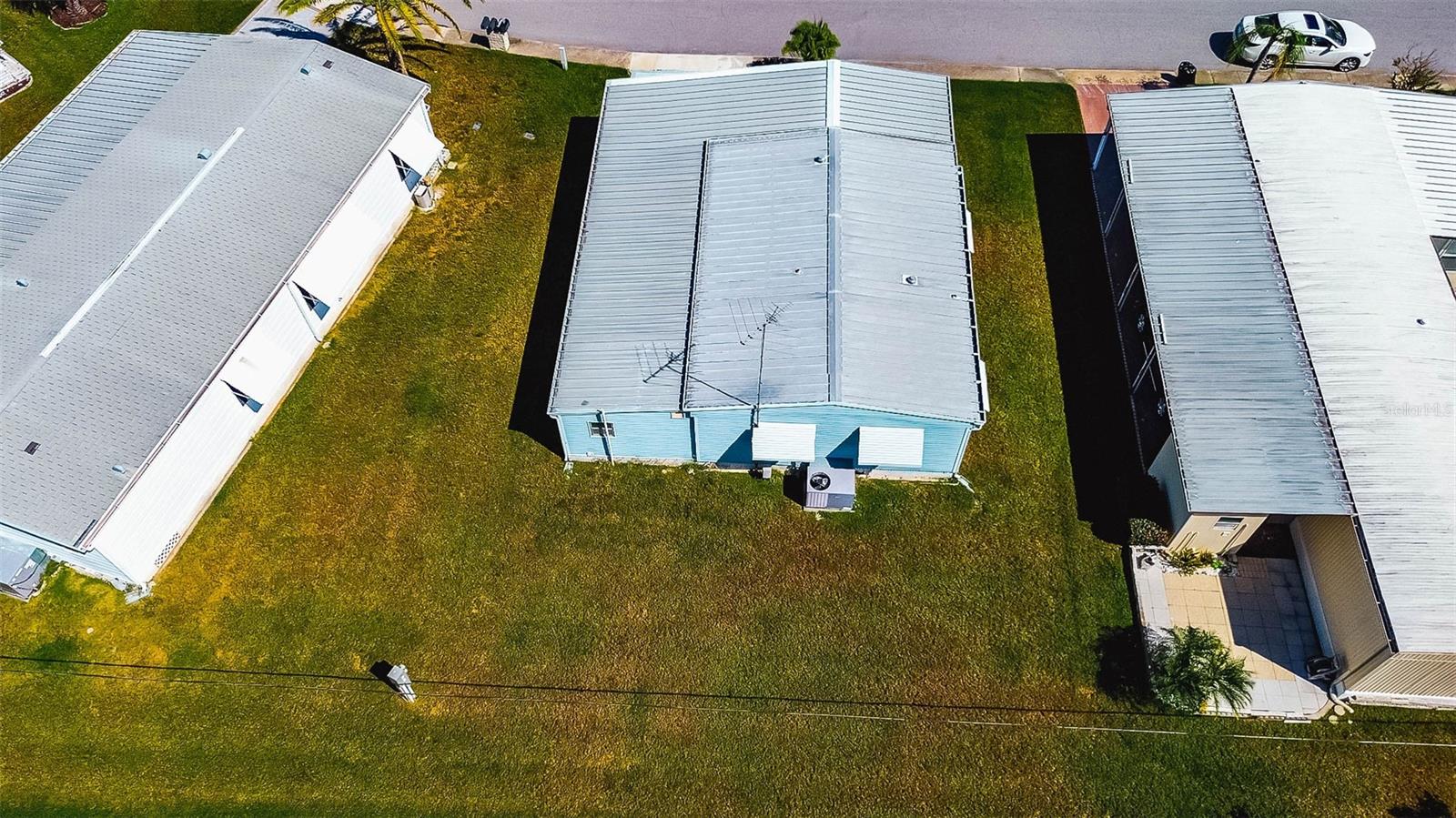 TB8436761 Property Photo