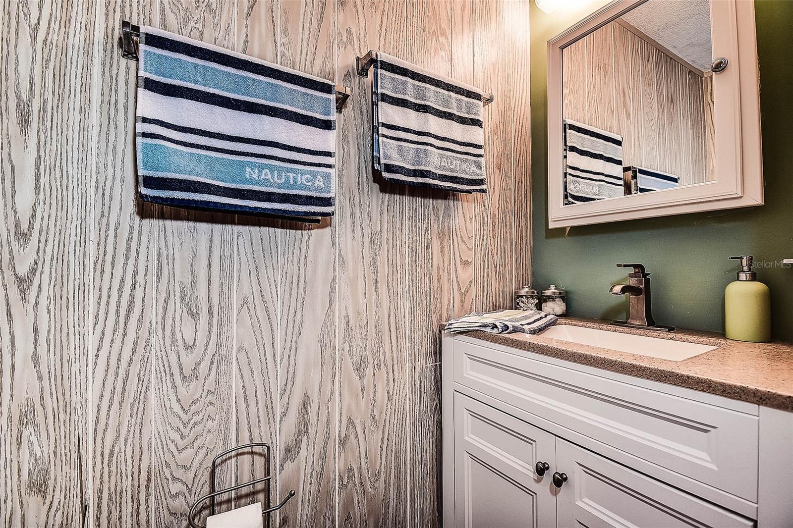 TB8436761 Property Photo