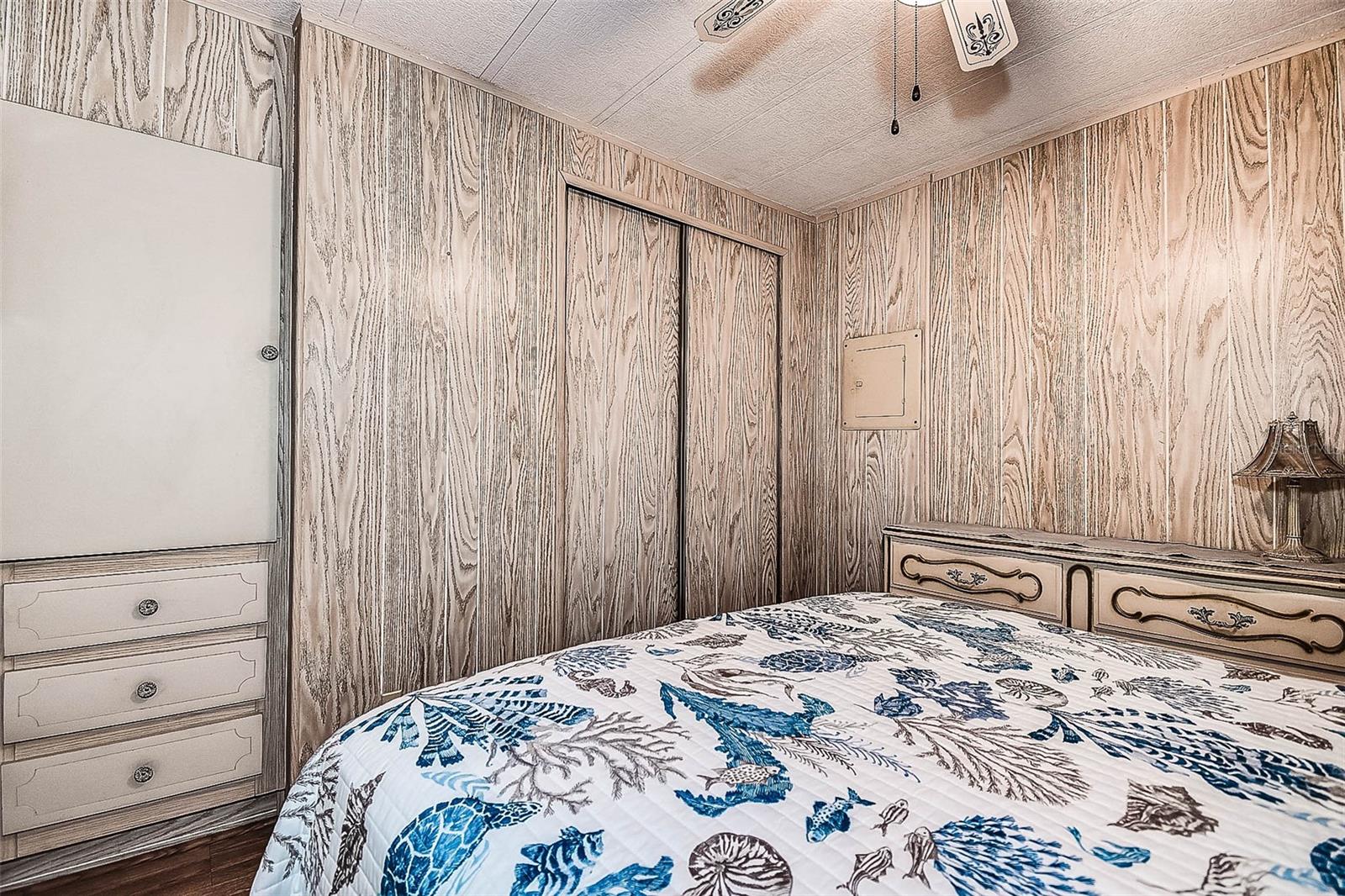 TB8436761 Property Photo