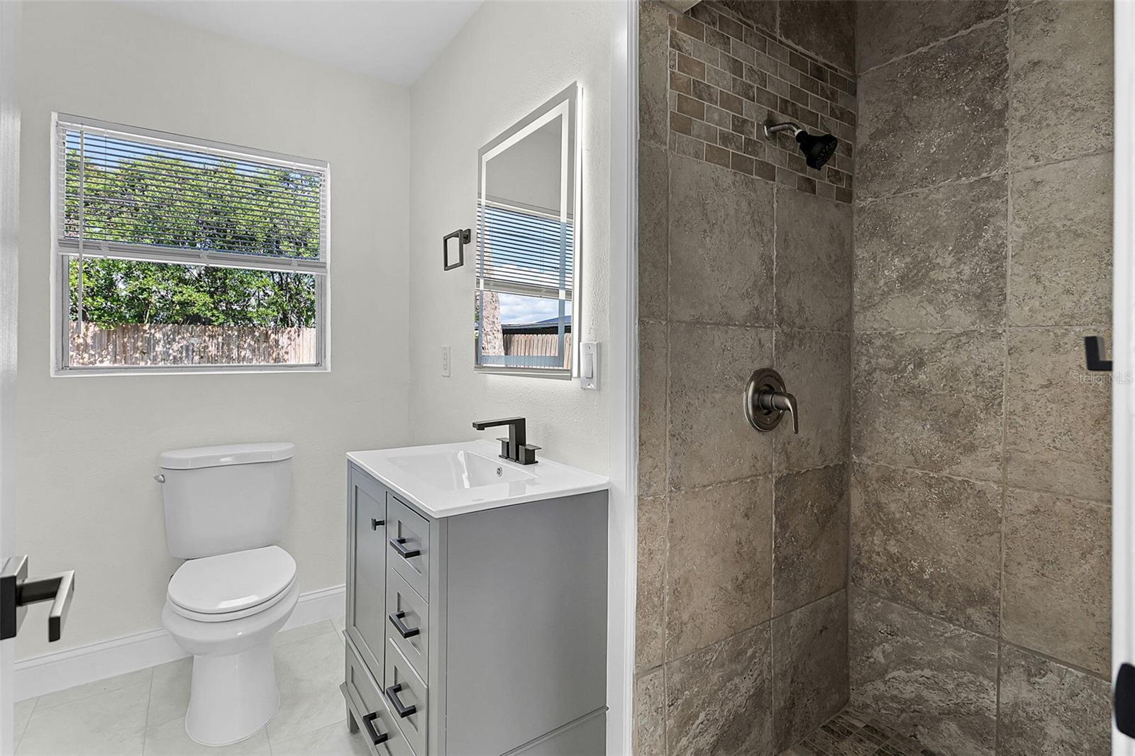 4719 ELDORADO DR, TAMPA, FL, 33615