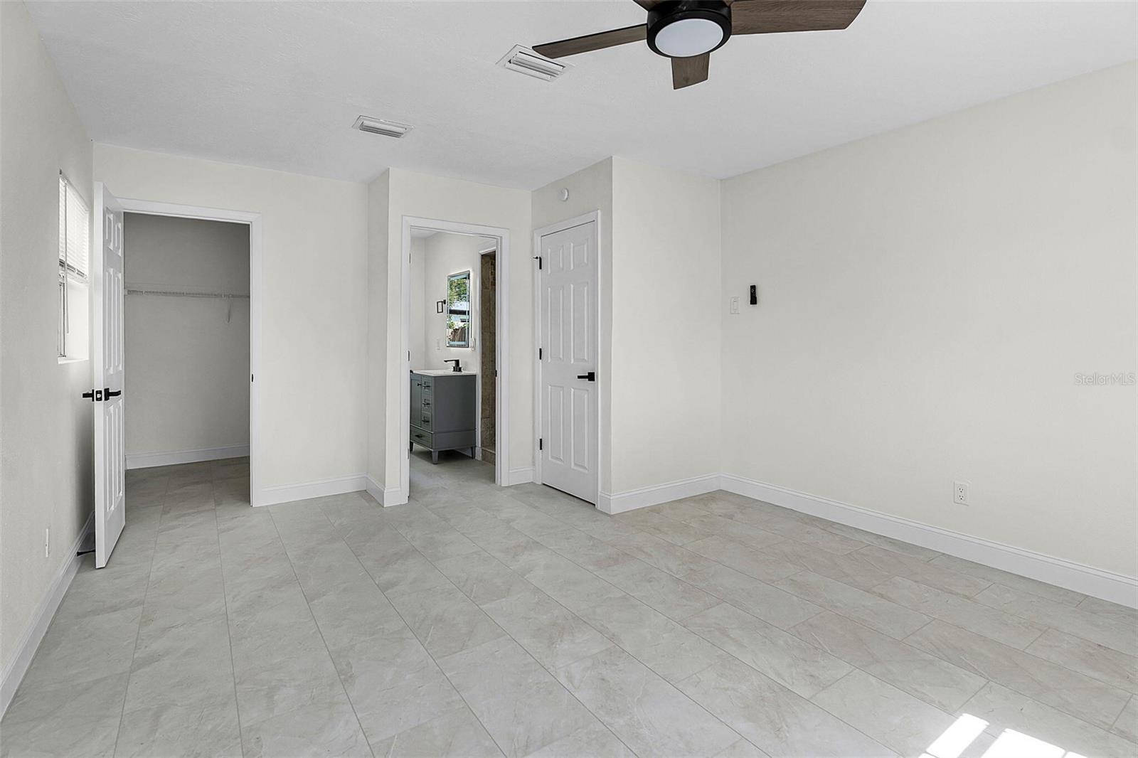 4719 ELDORADO DR, TAMPA, FL, 33615