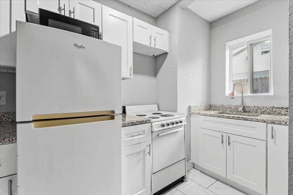 7641 COMPASS DR, ORLANDO, FL, 32810