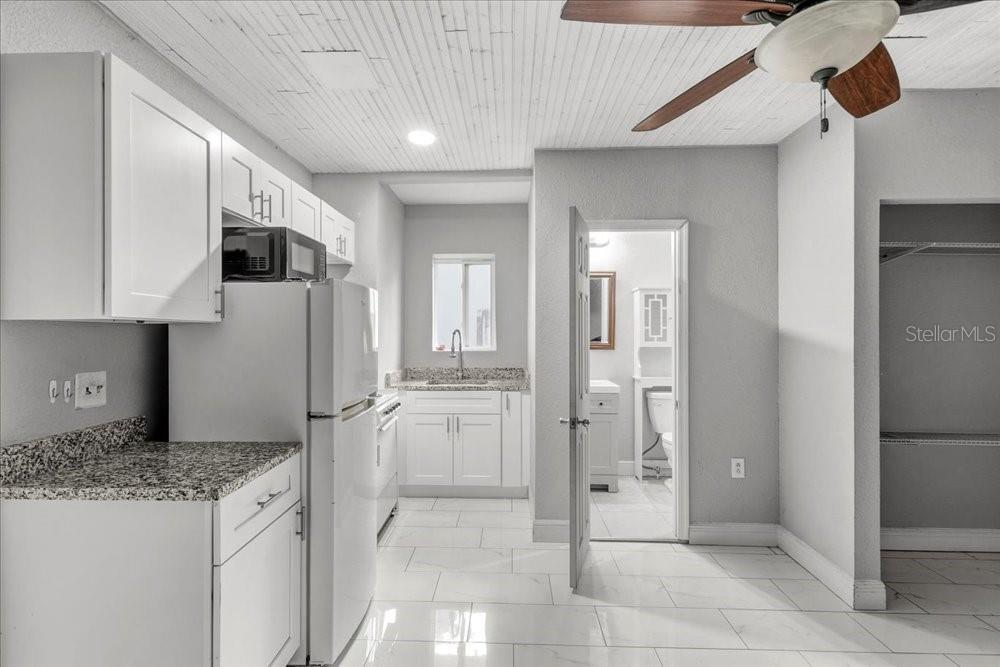 7641 COMPASS DR, ORLANDO, FL, 32810