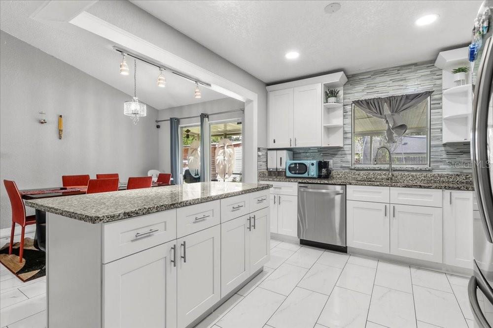 7641 COMPASS DR, ORLANDO, FL, 32810