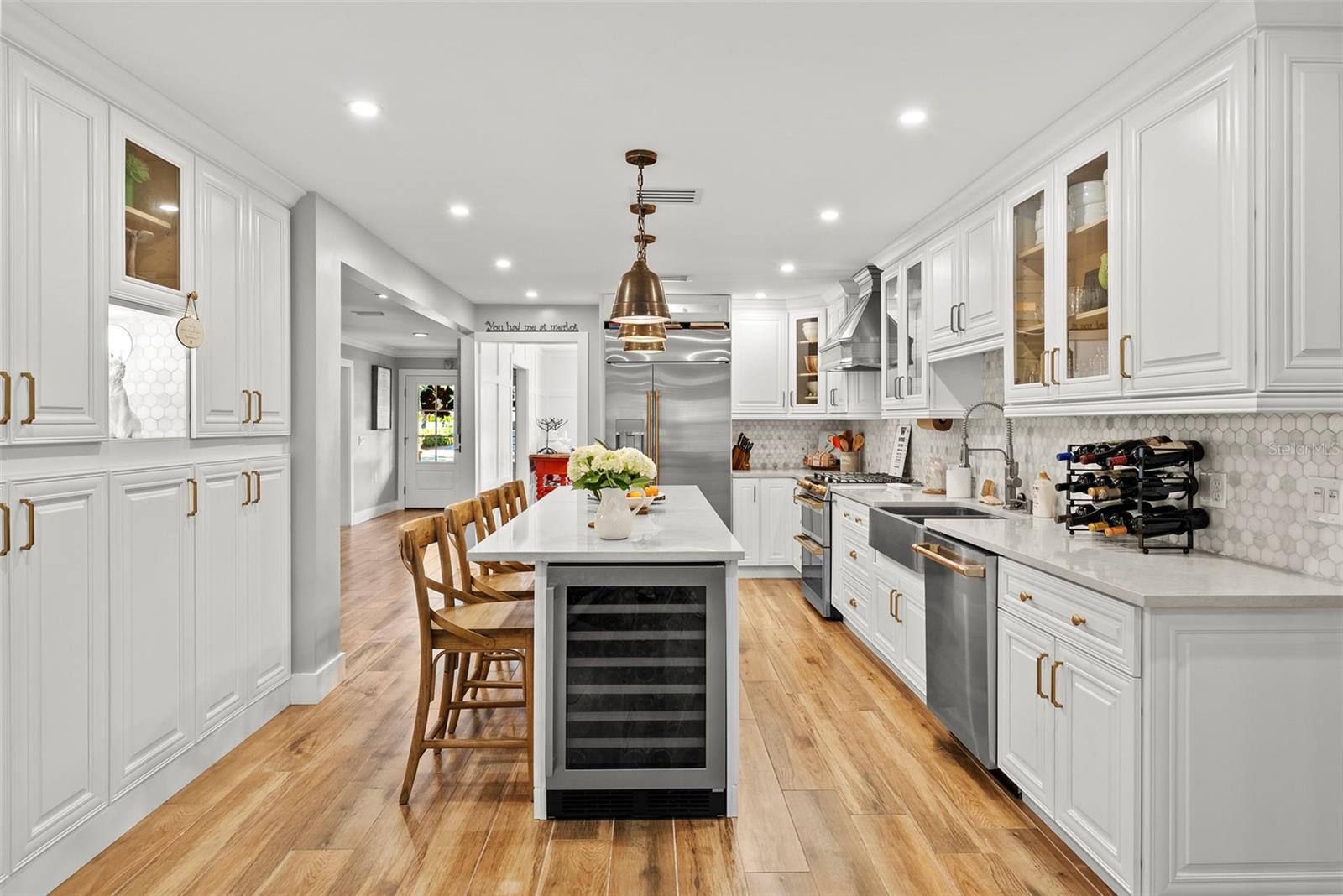 1511 S SHERIDAN FOREST DR, TAMPA, FL, 33629