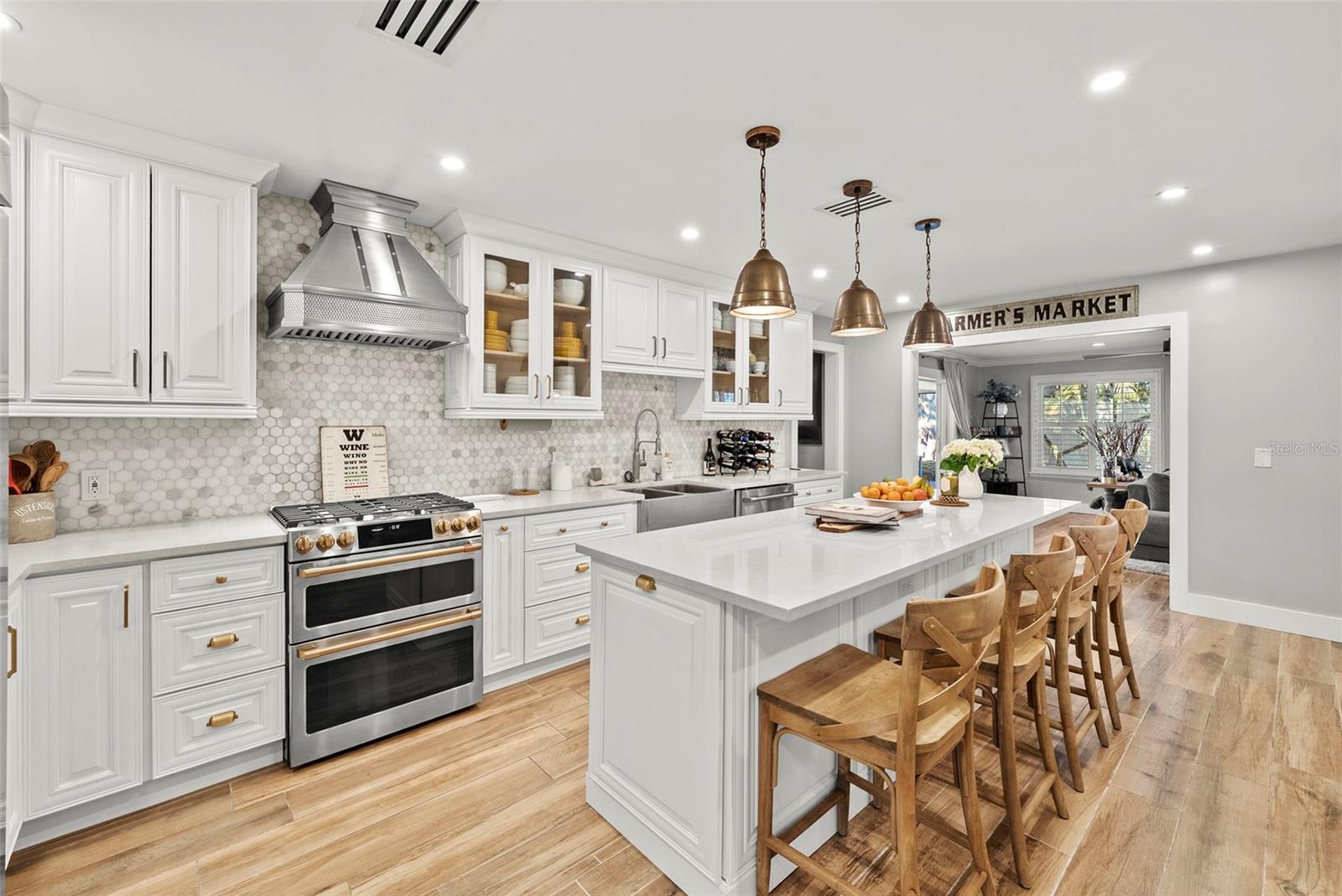 1511 S SHERIDAN FOREST DR, TAMPA, FL, 33629