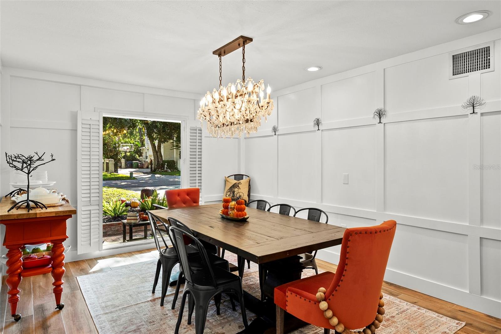 1511 S SHERIDAN FOREST DR, TAMPA, FL, 33629