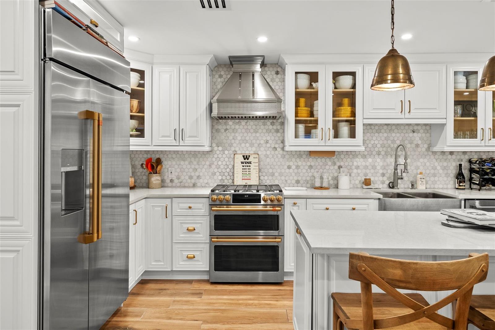 1511 S SHERIDAN FOREST DR, TAMPA, FL, 33629