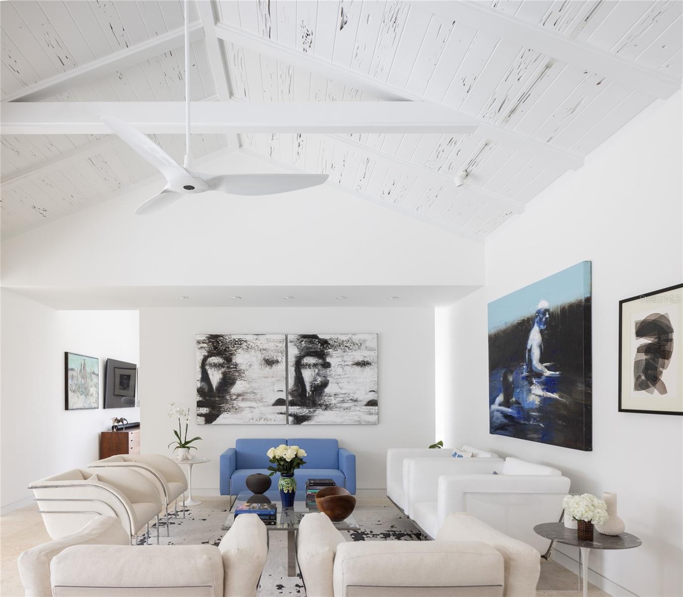 A4668129 Property Photo