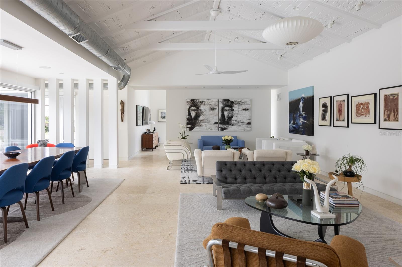 A4668129 Property Photo