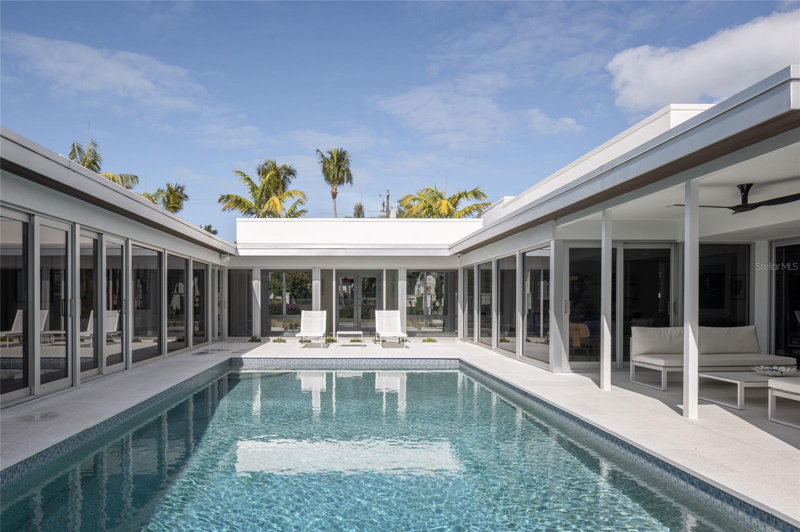 A4668129 Property Photo