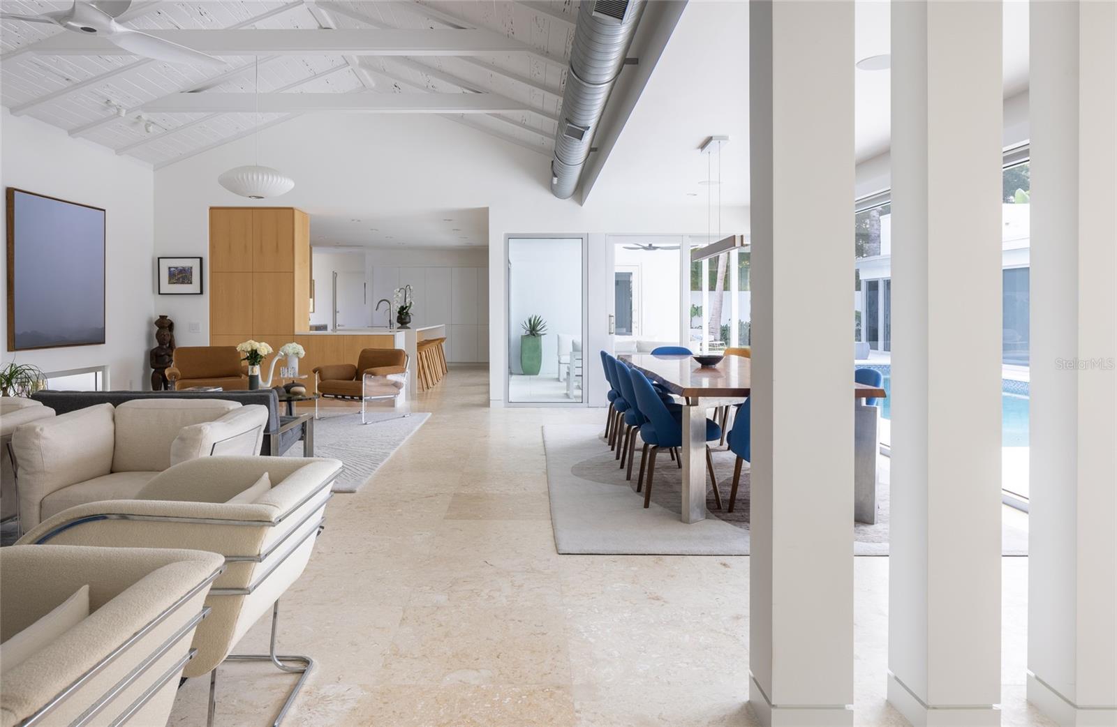 A4668129 Property Photo