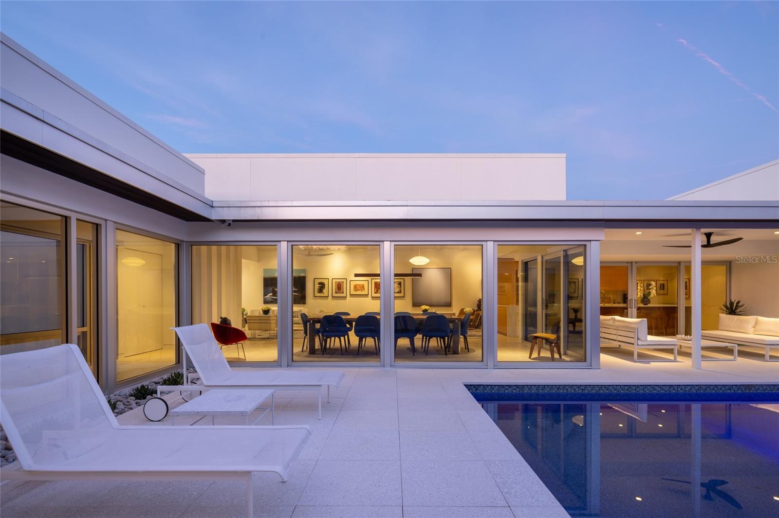 A4668129 Property Photo