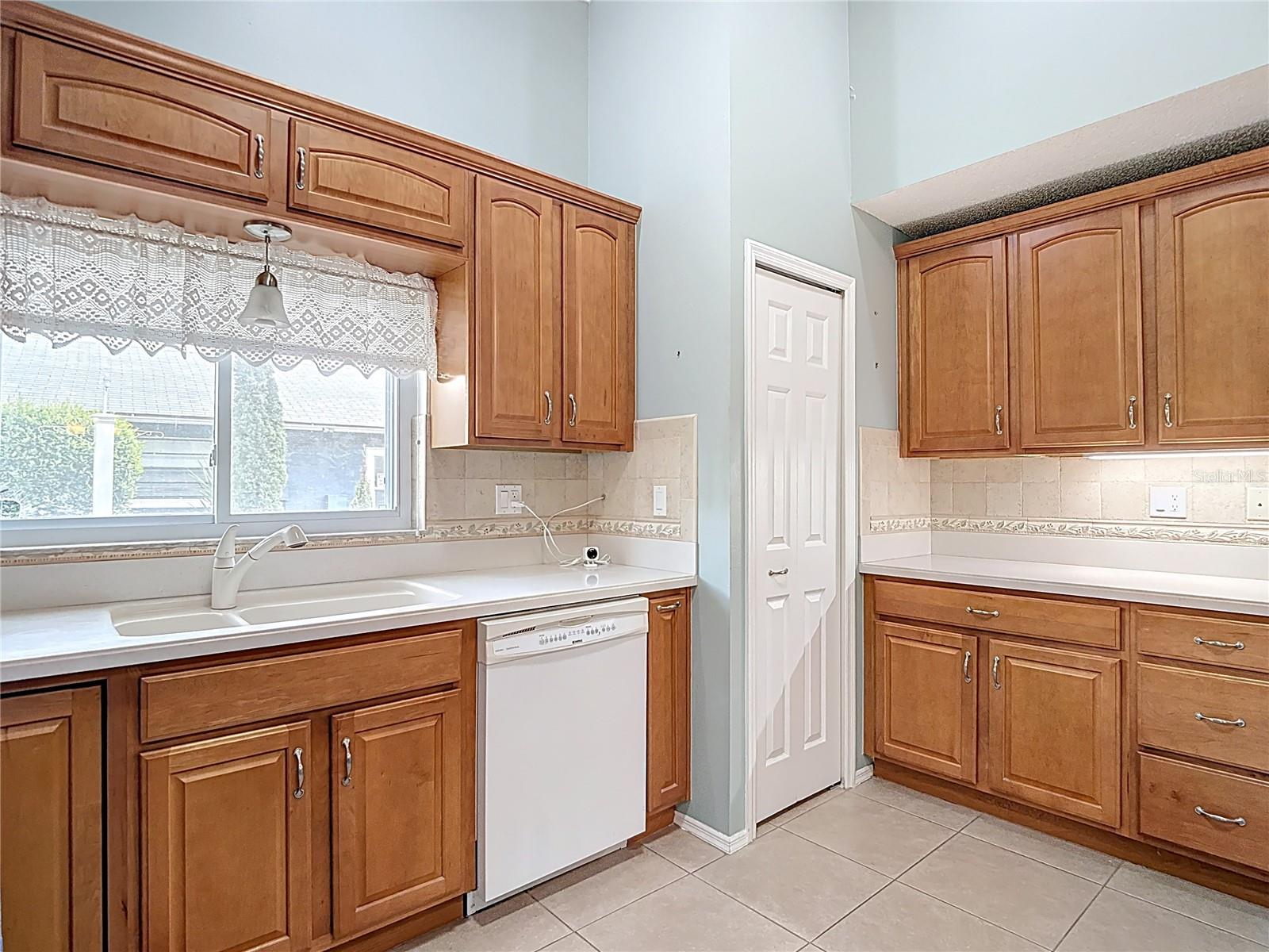 9019 BONNET WAY, WEEKI WACHEE, FL, 34613