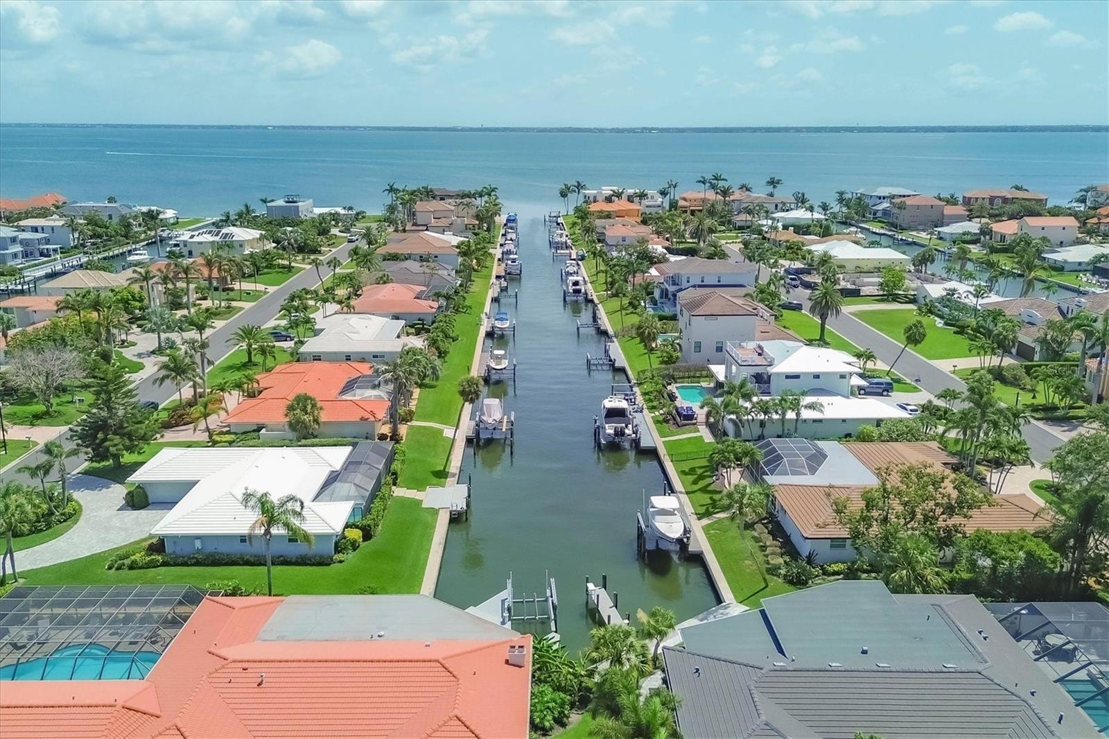 510 WEDGE LN, LONGBOAT KEY, FL, 34228