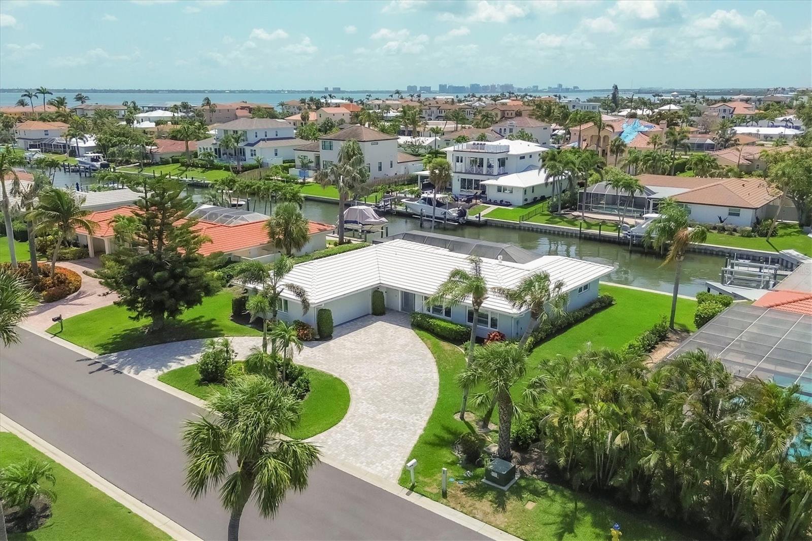 510 WEDGE LN, LONGBOAT KEY, FL, 34228