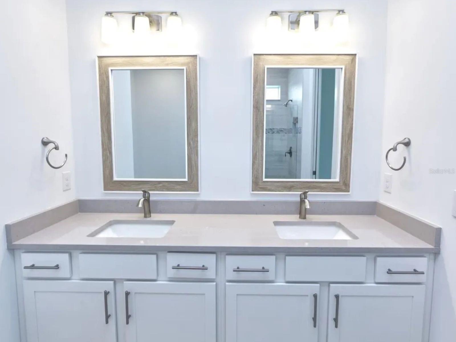 10010 BEACHWALK DR, ENGLEWOOD, FL, 34223