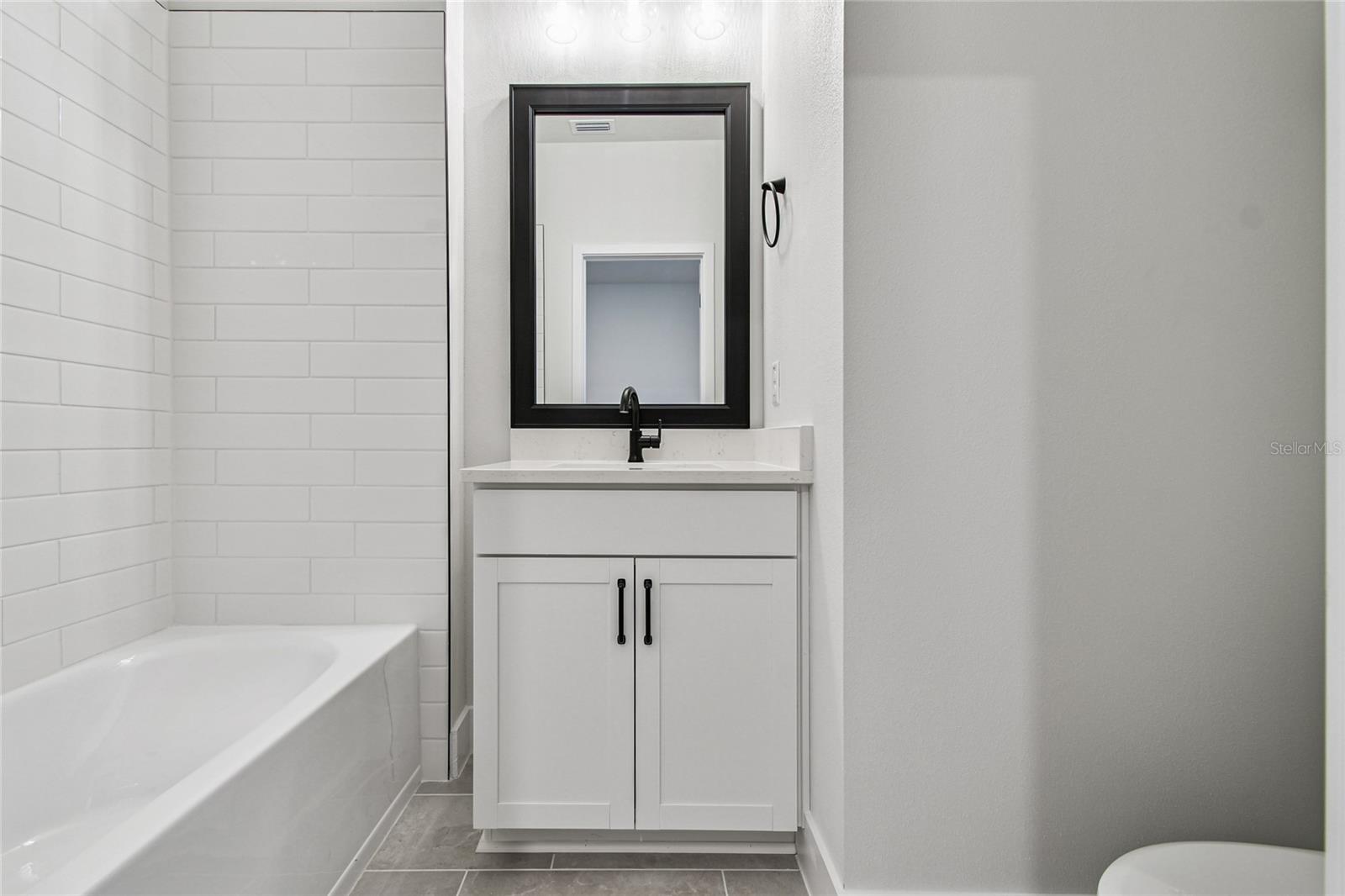 TB8436790 Property Photo