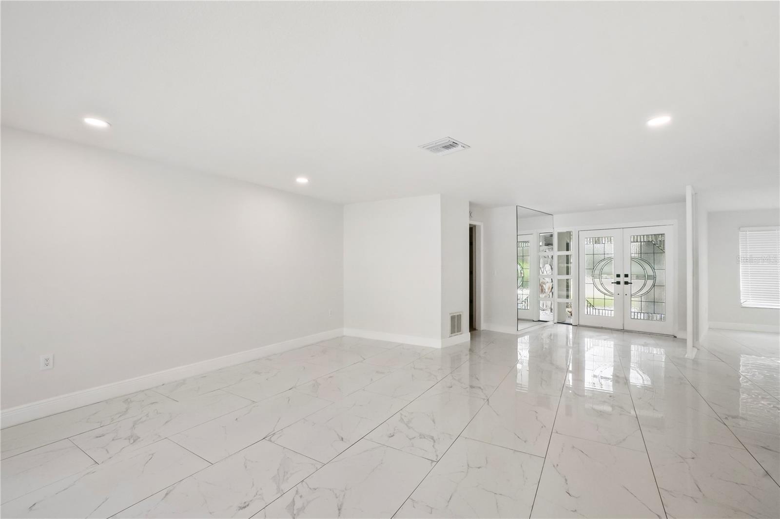 2103 DOEFIELD CT, VALRICO, FL, 33596