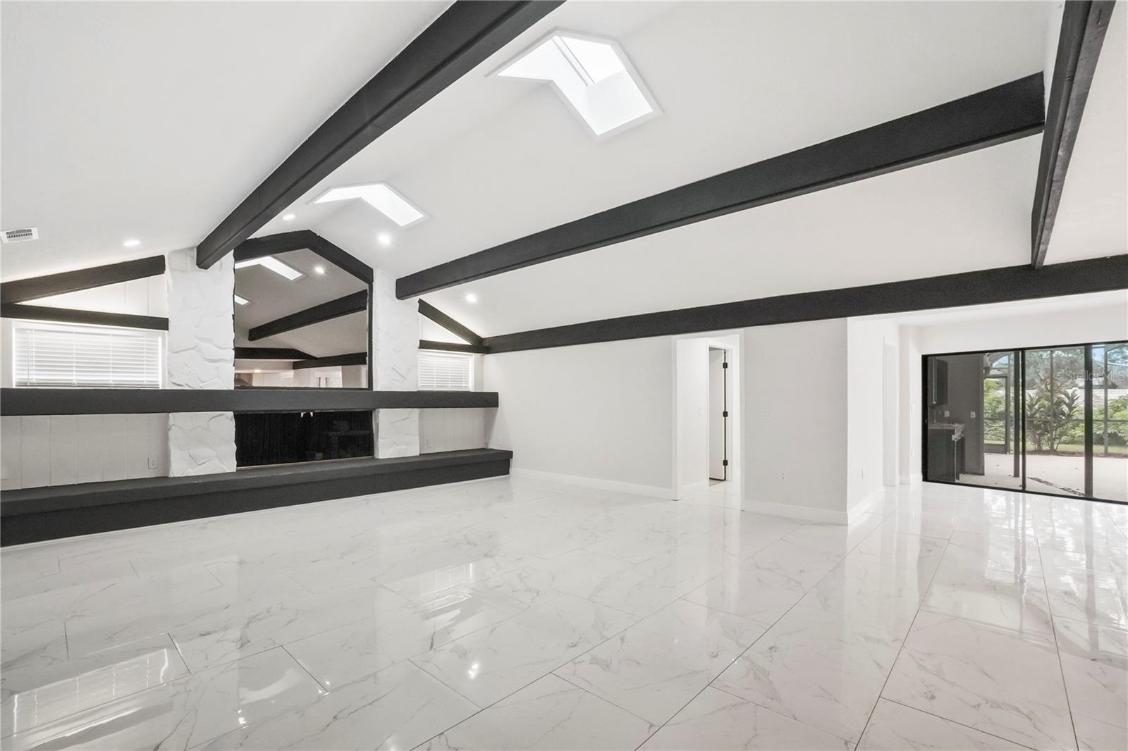 2103 DOEFIELD CT, VALRICO, FL, 33596