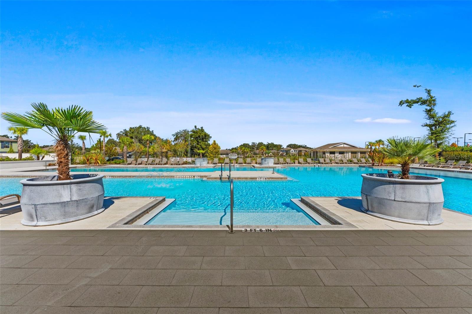 6494 BEVERLY HILLS DR, ZEPHYRHILLS, FL, 33541