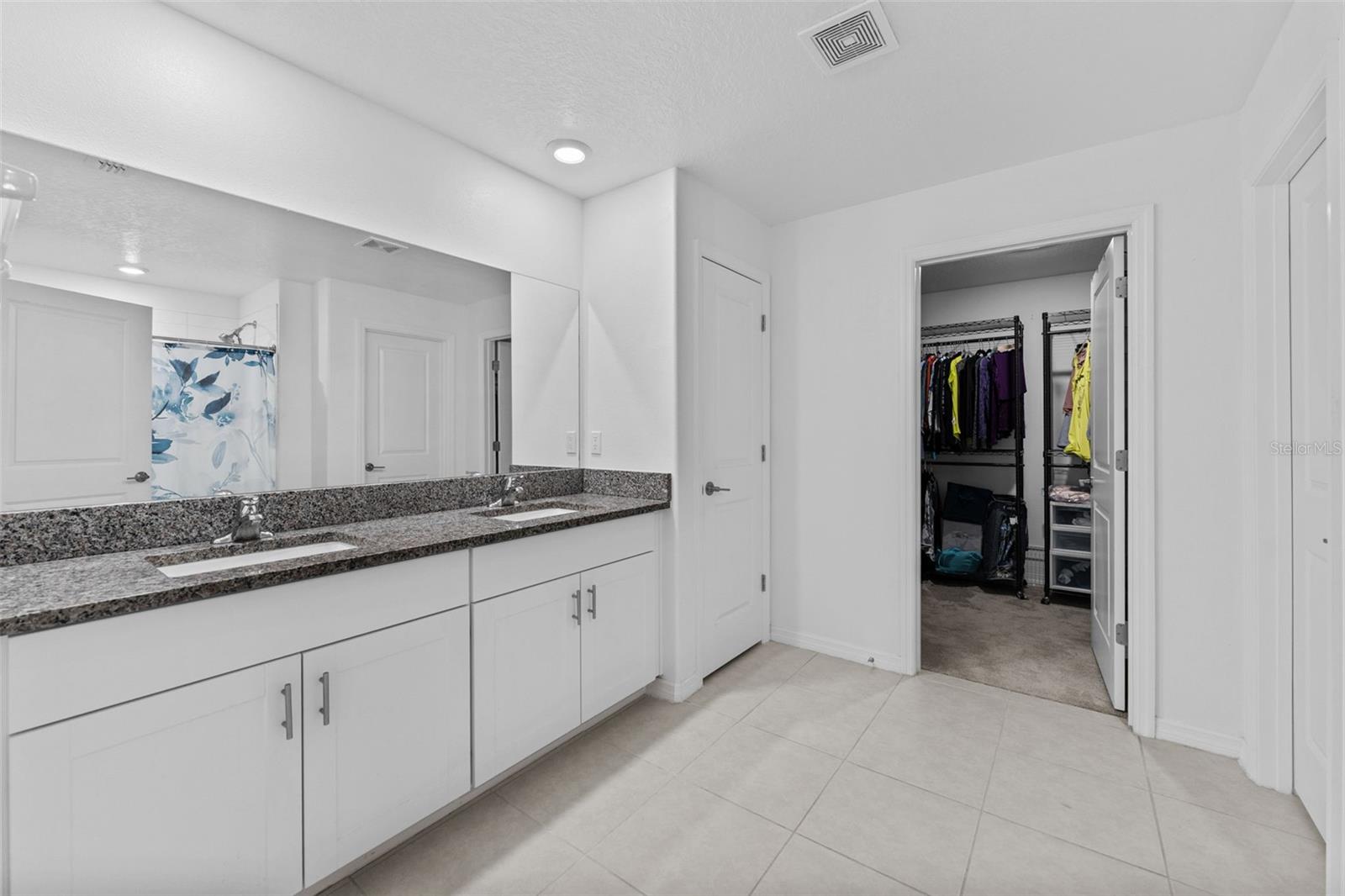 6494 BEVERLY HILLS DR, ZEPHYRHILLS, FL, 33541