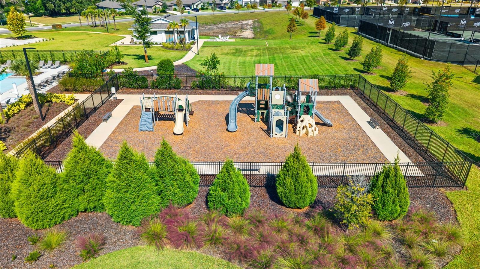 6494 BEVERLY HILLS DR, ZEPHYRHILLS, FL, 33541