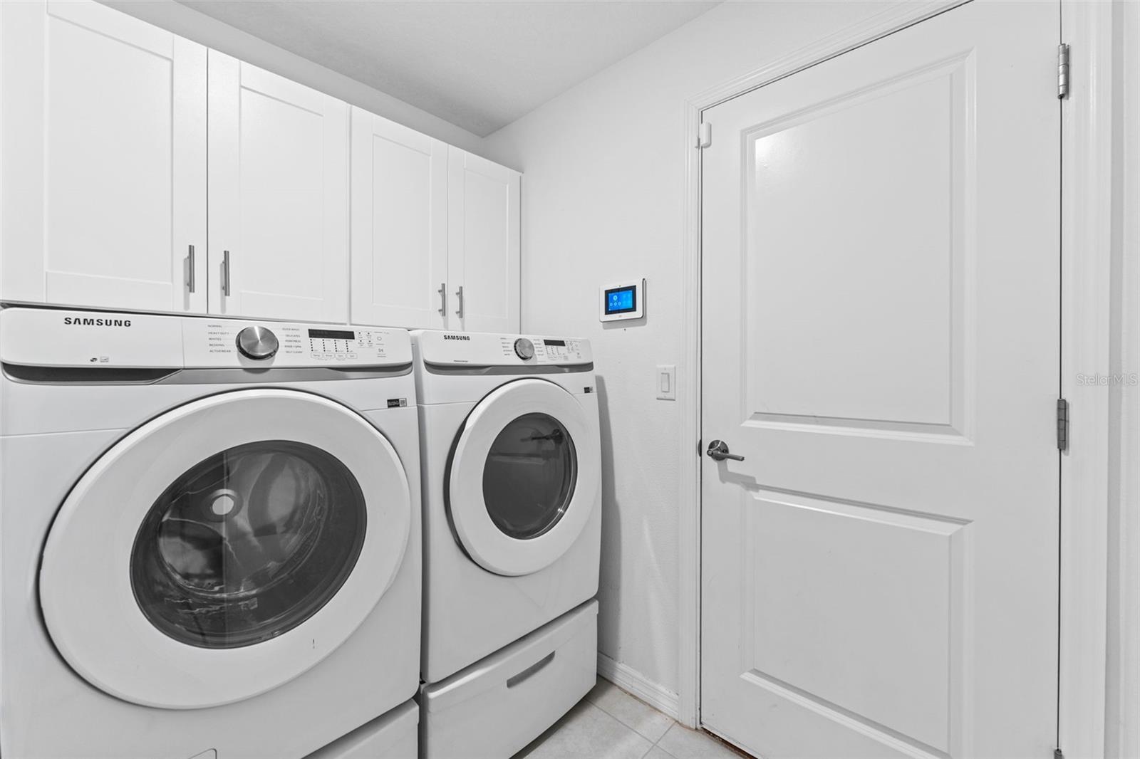 6494 BEVERLY HILLS DR, ZEPHYRHILLS, FL, 33541