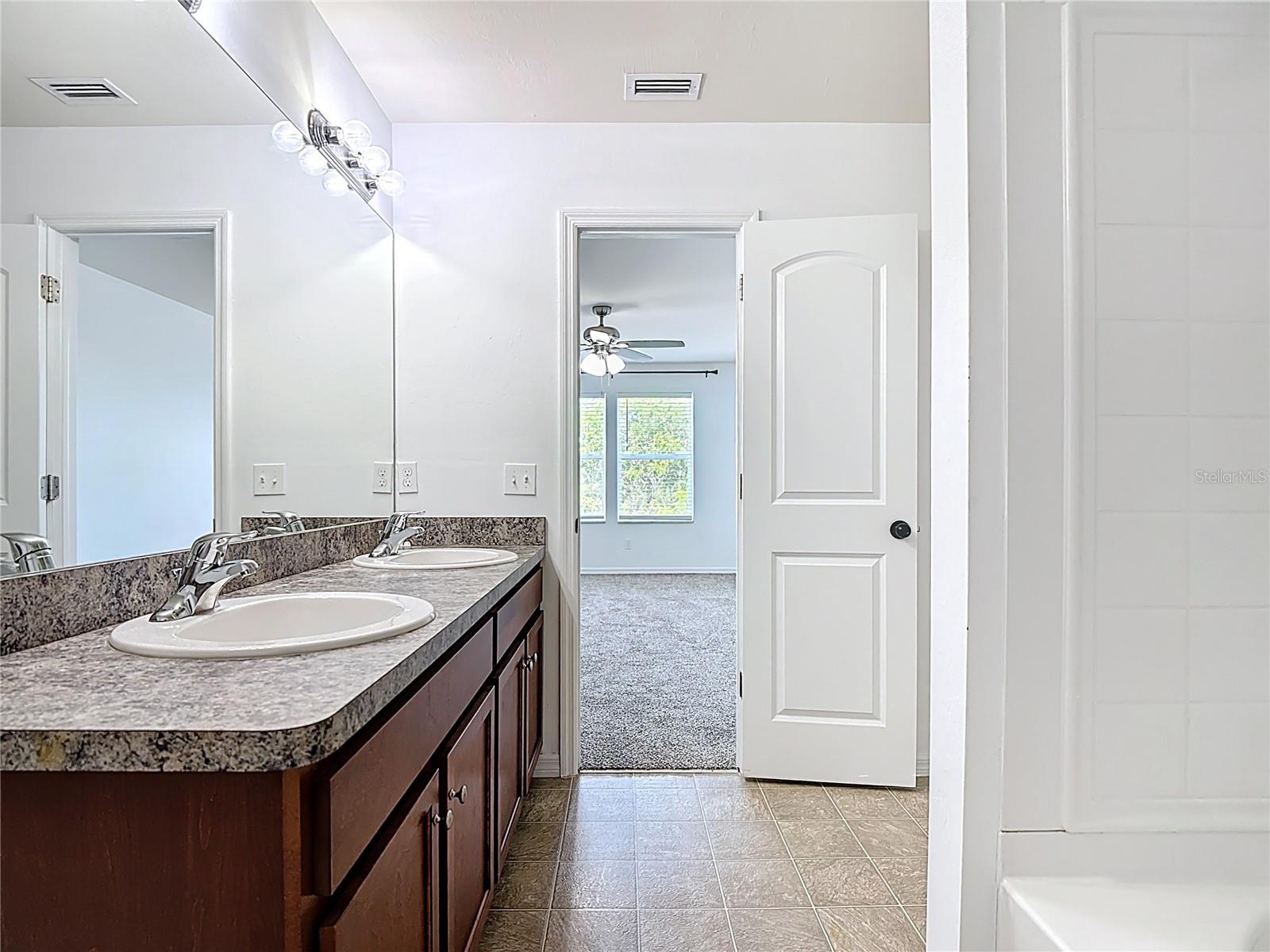 4413 SW 15TH PL, CAPE CORAL, FL, 33914