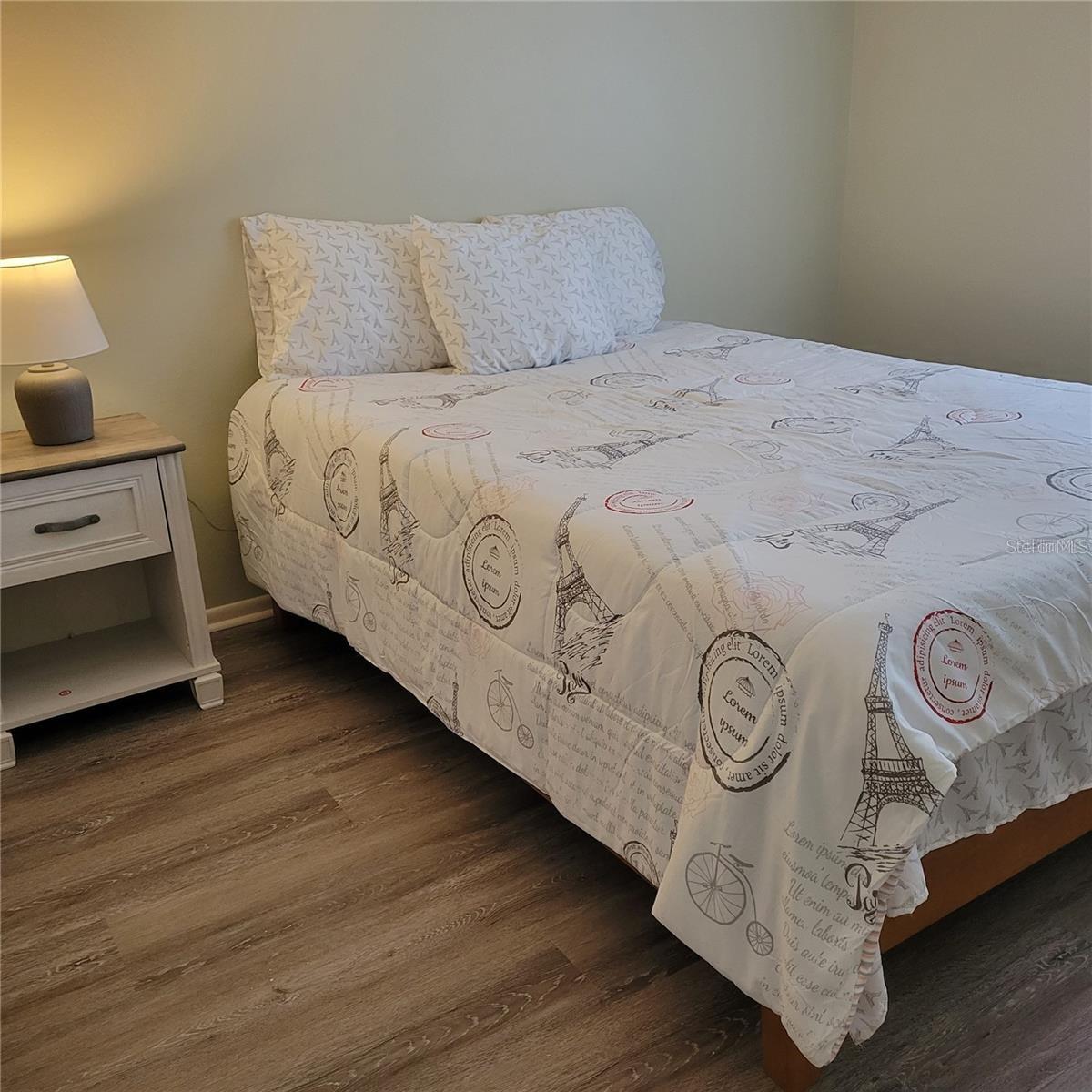 3275 BENEVA RD #104, SARASOTA, FL, 34232