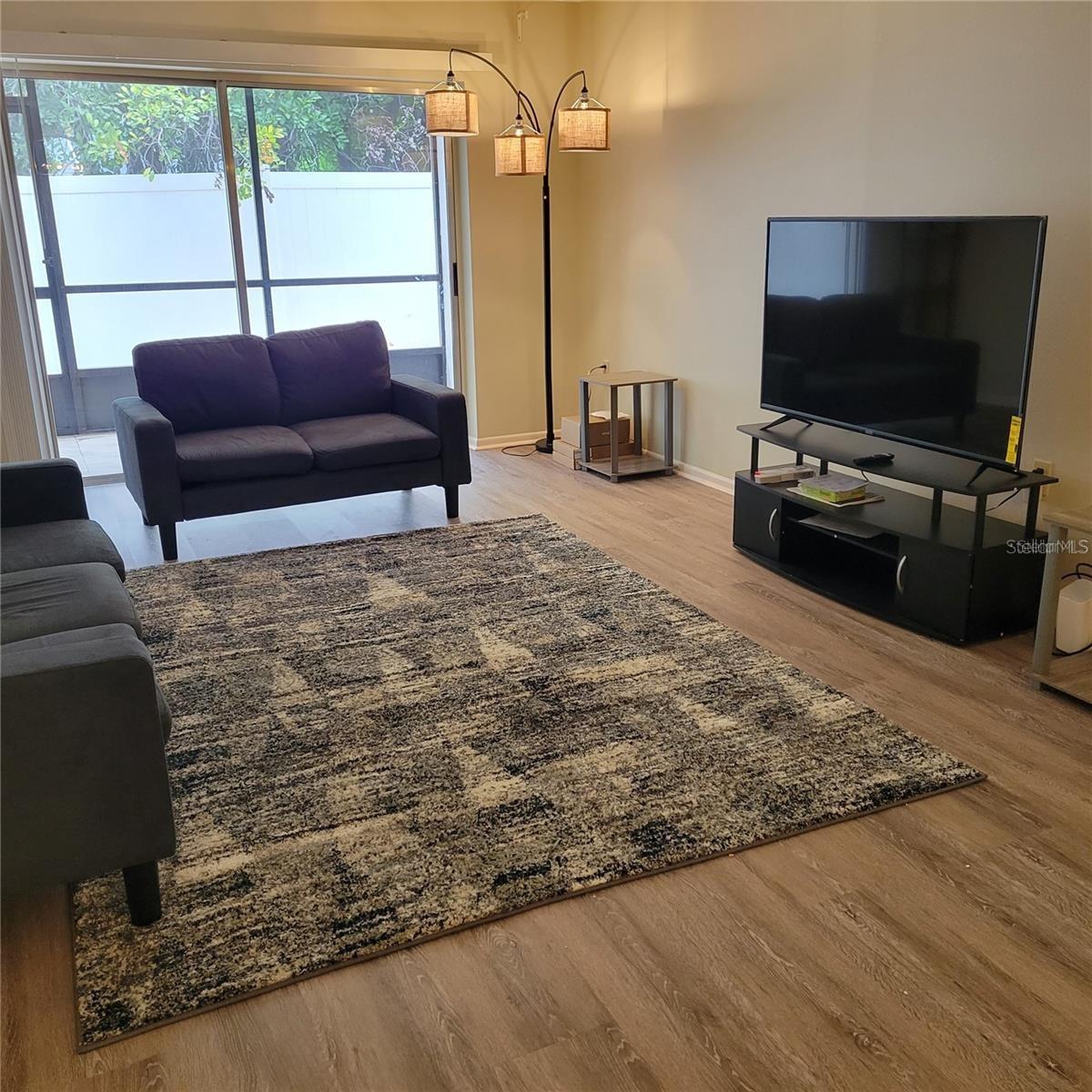 3275 BENEVA RD #104, SARASOTA, FL, 34232